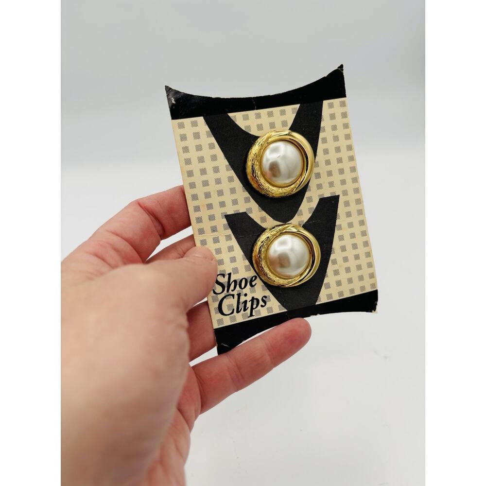 VTG Signed Bluette Shoe Clips Faux Pearl Gold Tone Textured 1980s